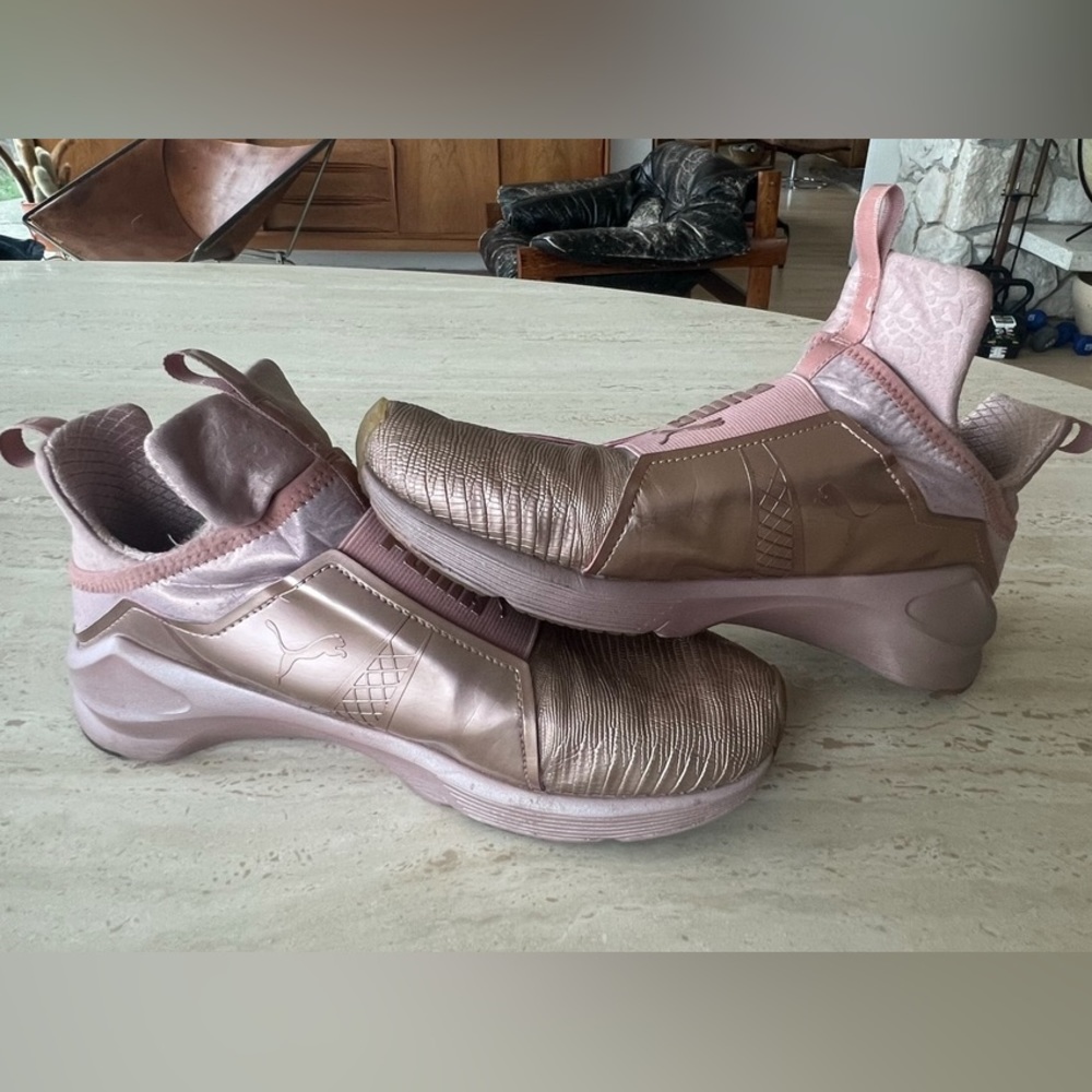 Puma Fierce pink metallic sneaker - size: W8.5